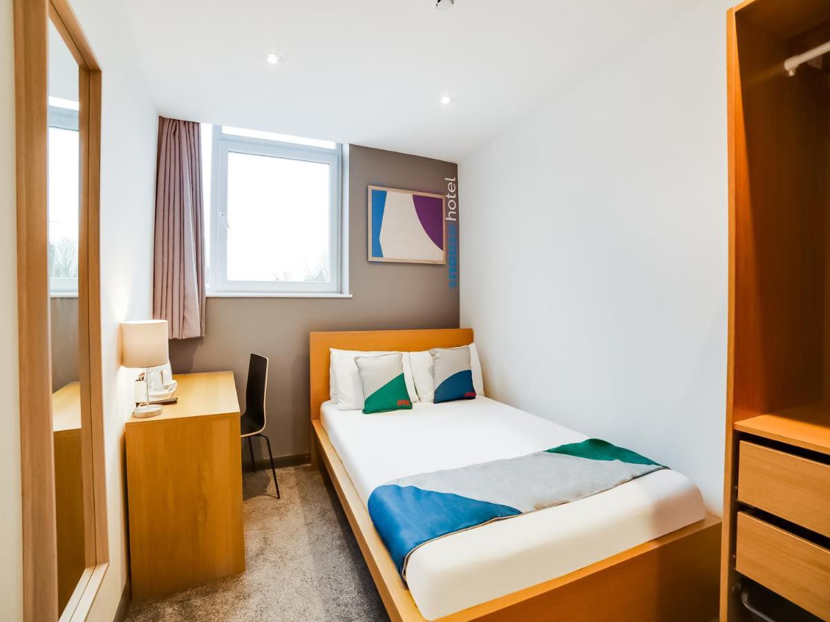 Snooze Hotel كوربي الغرفة الصورة